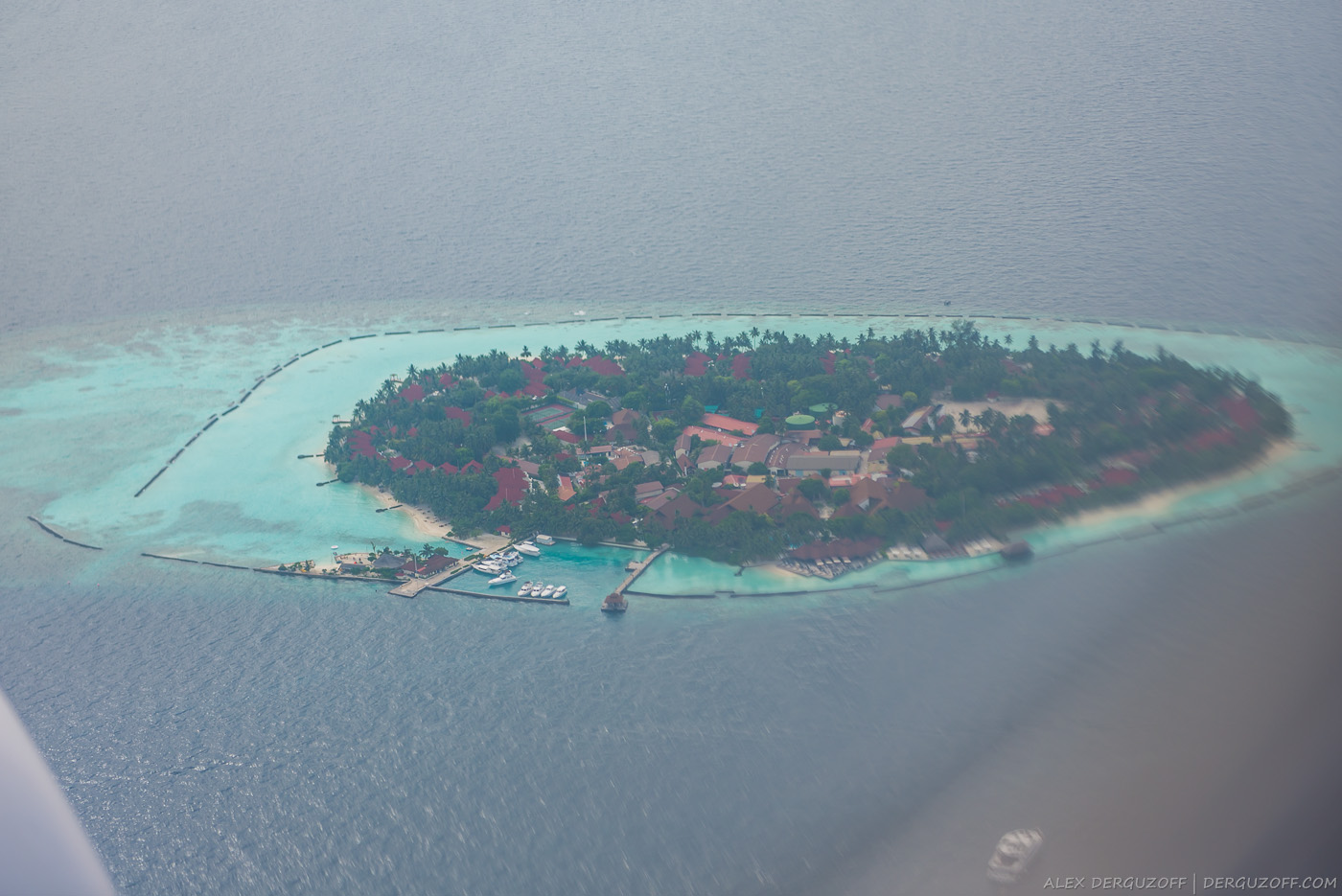 Ресорт Мальдивы